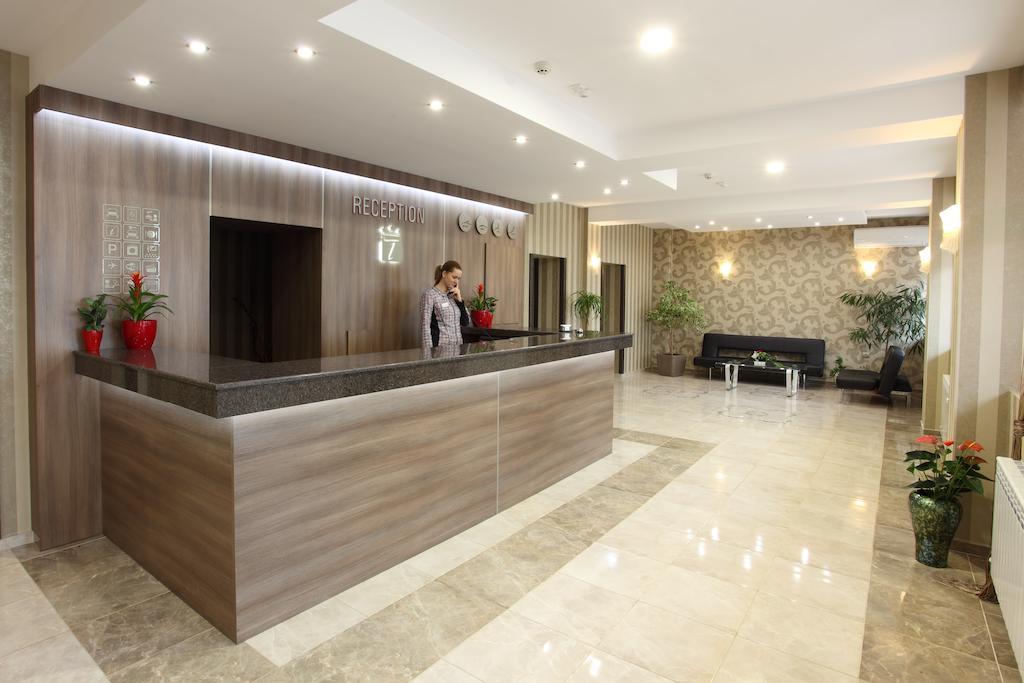 Teodora Palace Hotel Ruse Extérieur photo